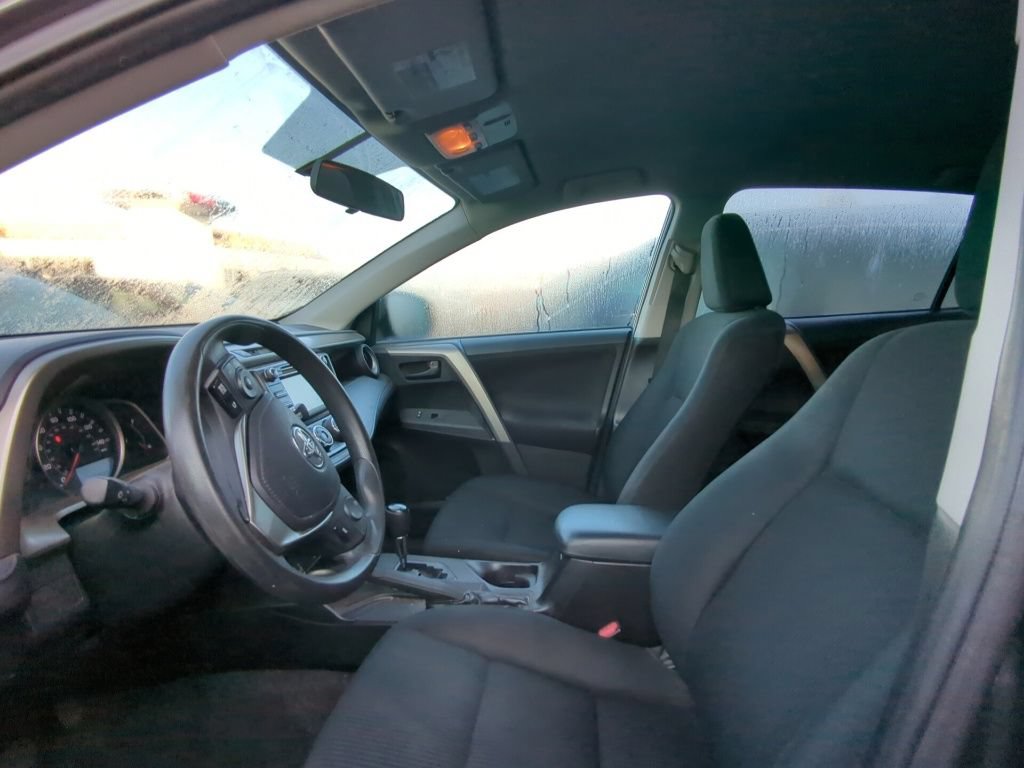Used 2015 Toyota RAV4 LE FWD image 6