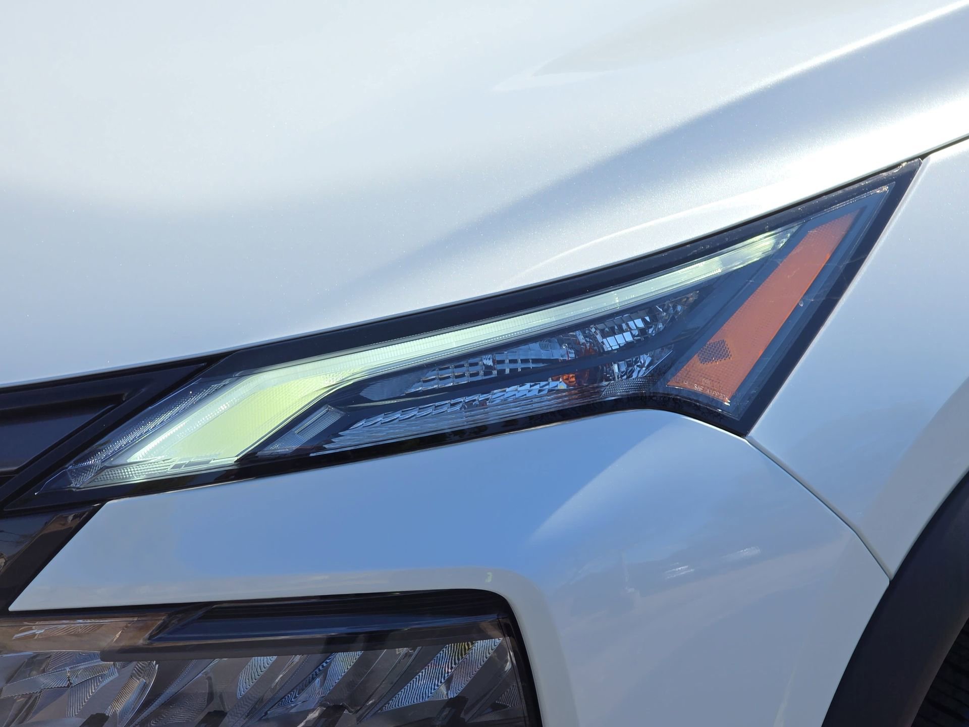 New 2026 Nissan Rogue SV w/ Cold Weather Package FWD image 29