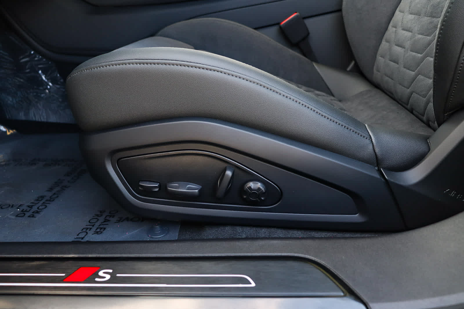 New 2026 Audi S e-tron GT Prestige AWD/4WD image 27