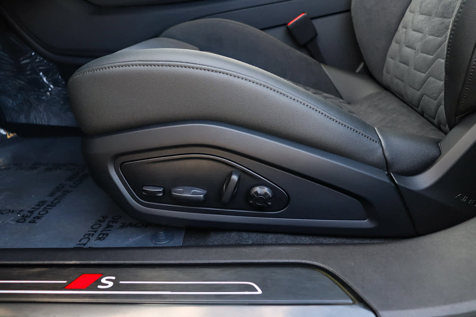 New 2026 Audi S e-tron GT Prestige AWD/4WD image 27