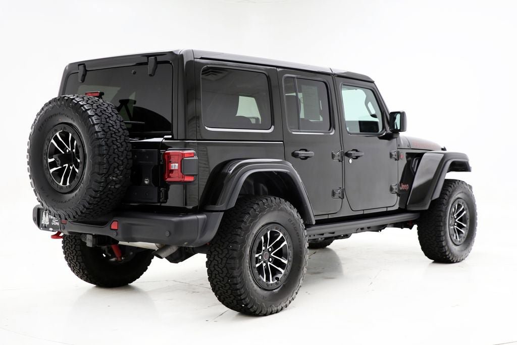 Used 2024 Jeep Wrangler Unlimited Rubicon AWD/4WD image 34