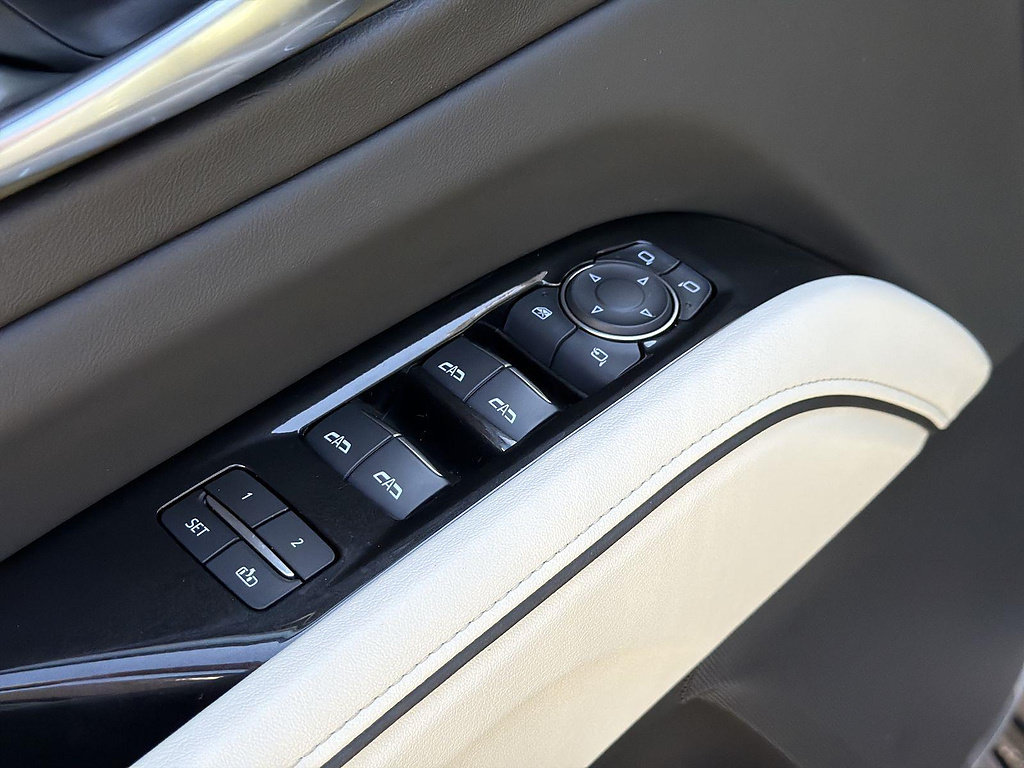 Used 2024 Cadillac Escalade Sport w/ LPO, ONYX Package AWD/4WD image 23