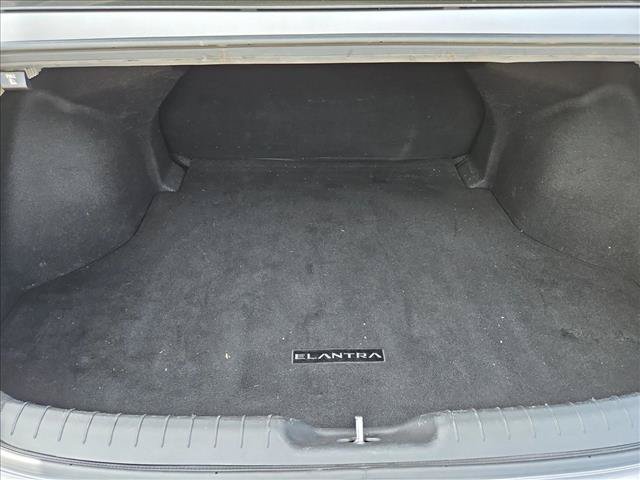 Used 2025 Hyundai Elantra Sport FWD image 6
