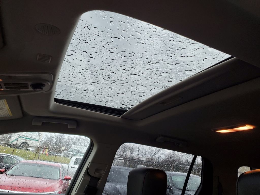 Used 2017 GMC Terrain SLT w/ Open Road Package image 15