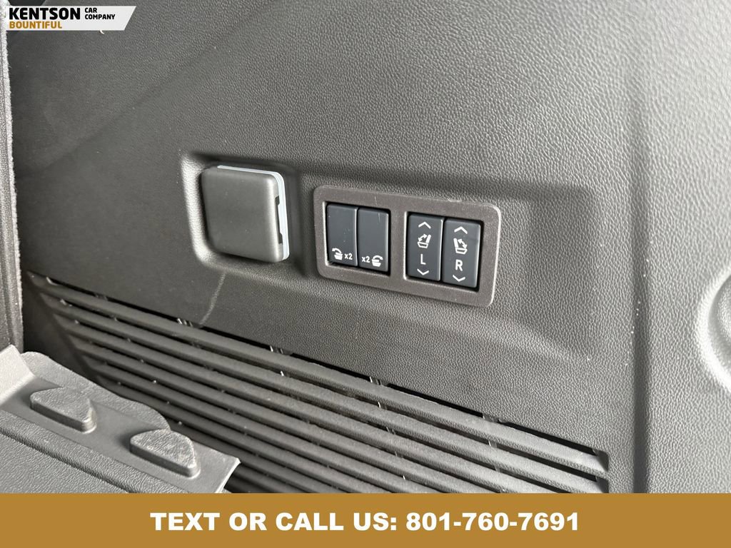 Used 2025 Chevrolet Tahoe High Country image 40