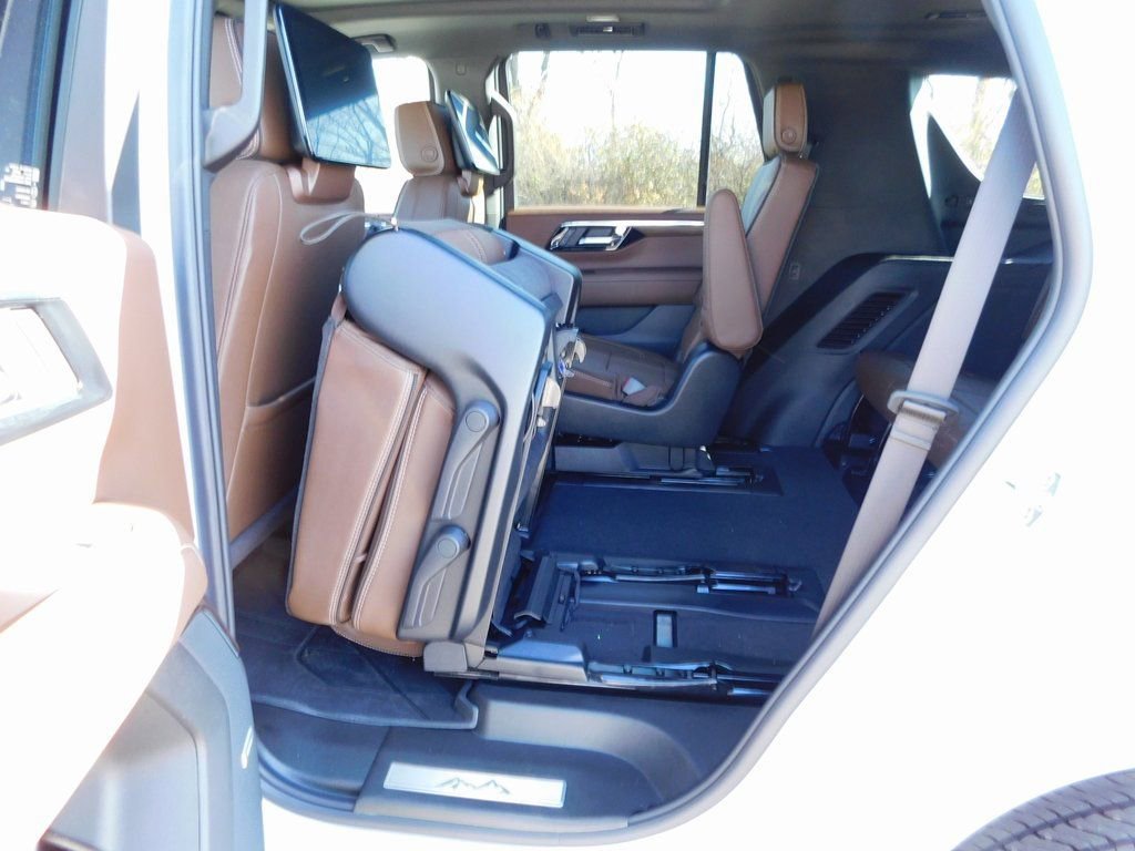 New 2026 Chevrolet Tahoe High Country image 37