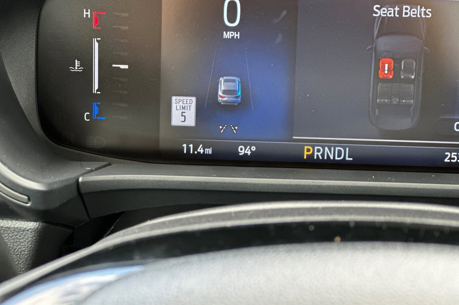 New 2025 Ford Escape SE w/ Class II Trailer Tow Package image 28