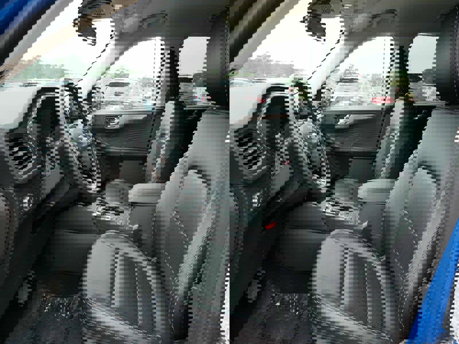 Used 2021 Ford Escape Titanium image 10