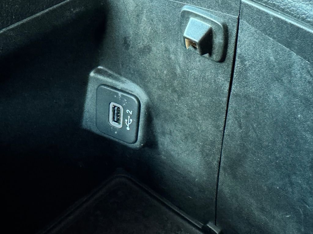 Used 2024 Jeep Wrangler Willys AWD/4WD image 23