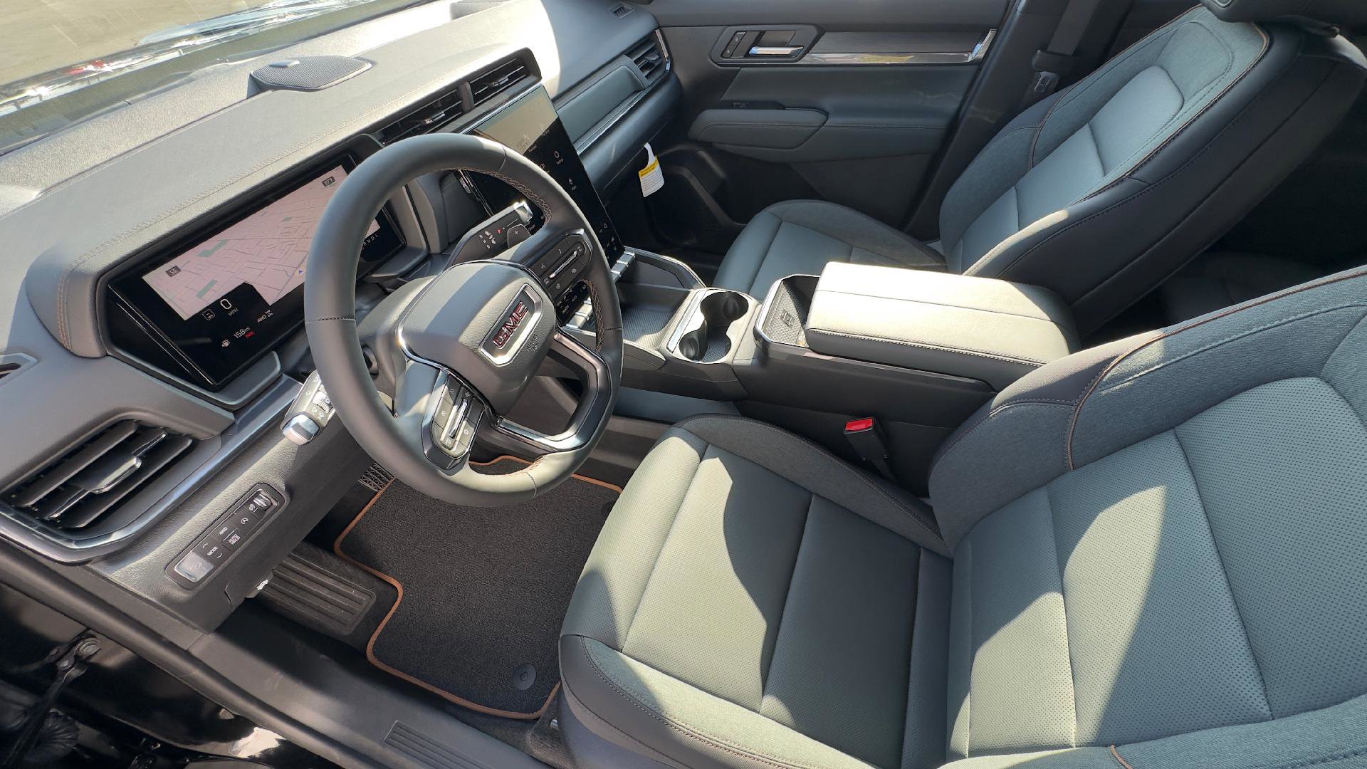 New 2026 GMC Terrain AT4 w/ Technology Package II image 21