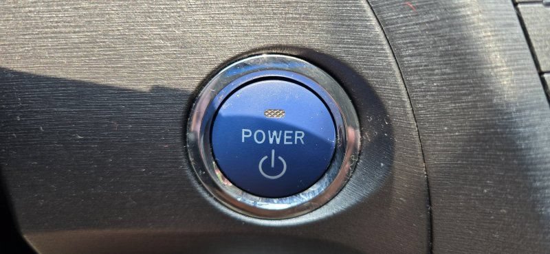 Used 2013 Toyota Prius Four w/ Deluxe Solar Roof Pkg FWD image 21