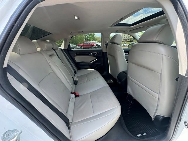 Used 2022 Honda Civic Touring image 9