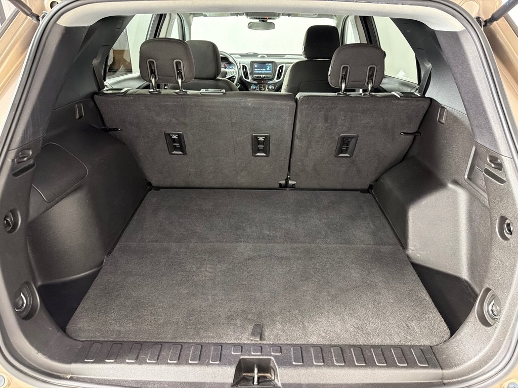 Used 2018 Chevrolet Equinox LT FWD image 20