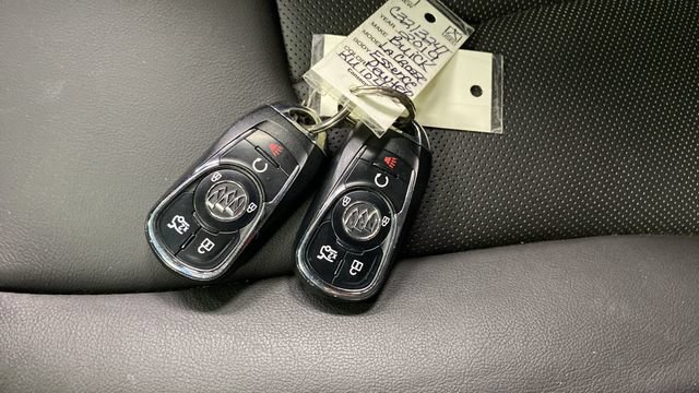 Used 2019 Buick LaCrosse Essence FWD image 29