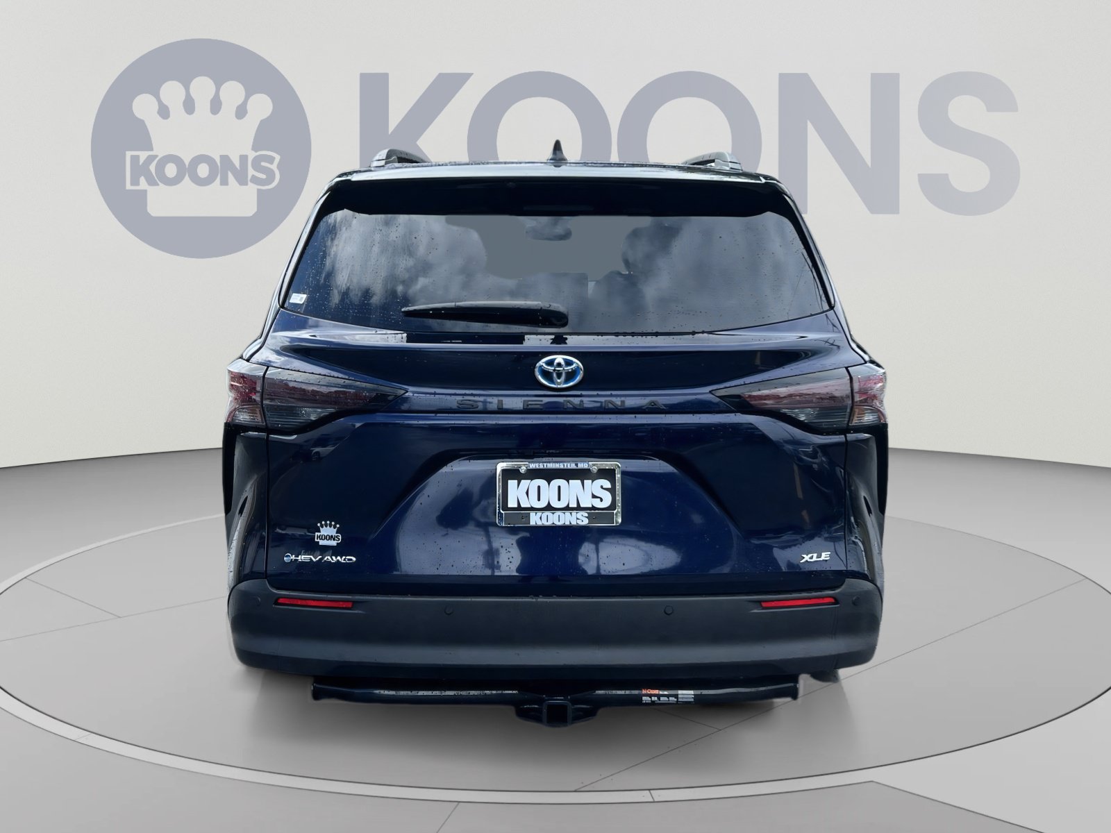 Used 2025 Toyota Sienna XLE w/ XLE Plus Package AWD/4WD image 5