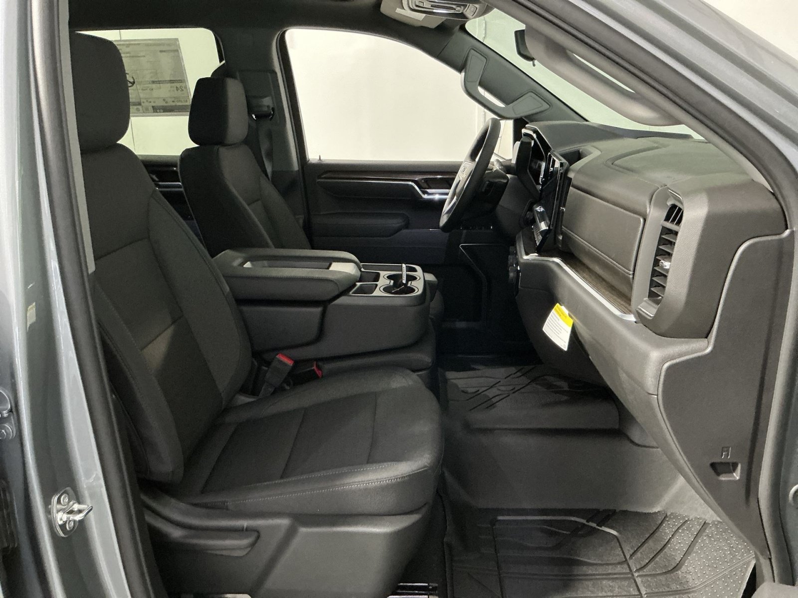 New 2026 Chevrolet Silverado 1500 LT w/ All Star Edition Plus AWD/4WD image 25
