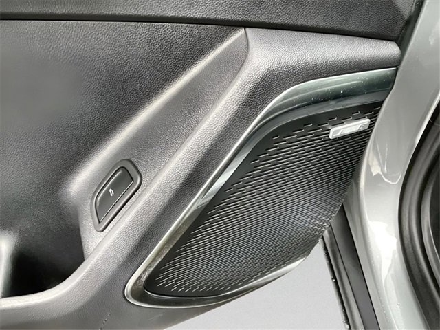 New 2026 GMC Acadia Elevation w/ Elevation Premium Package image 25