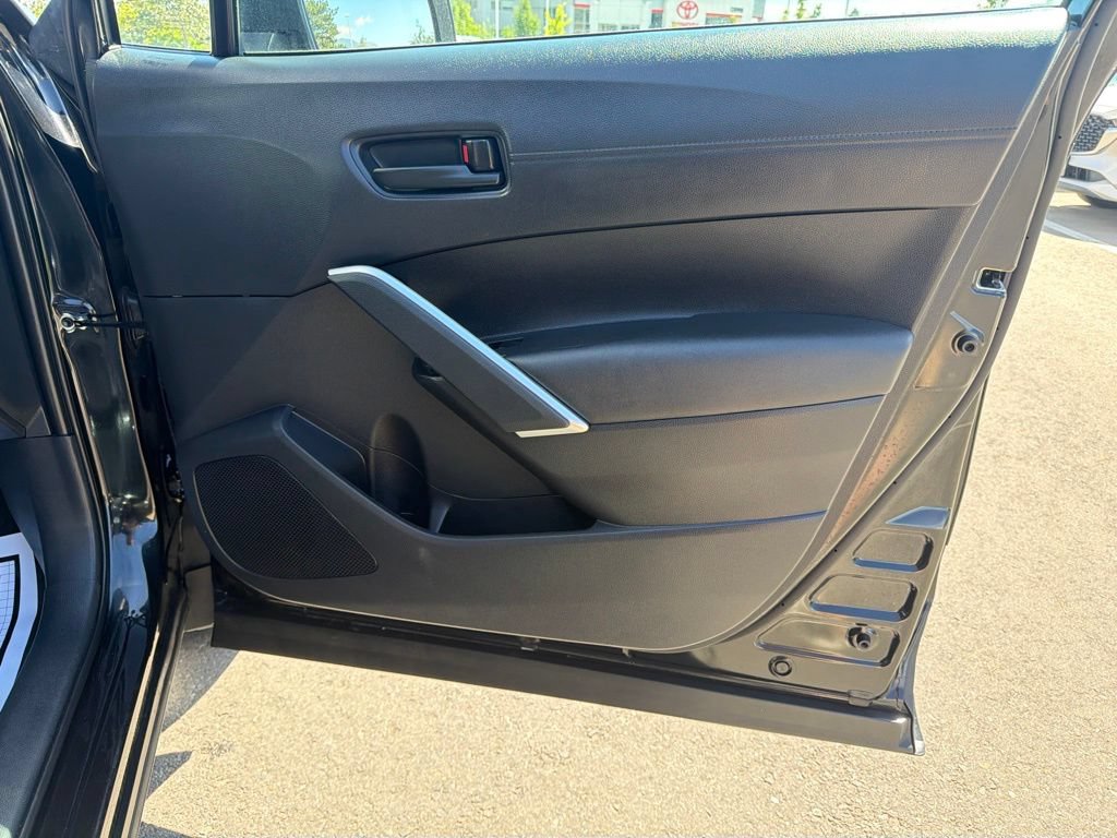 Used 2024 Toyota Corolla Cross LE AWD/4WD image 10