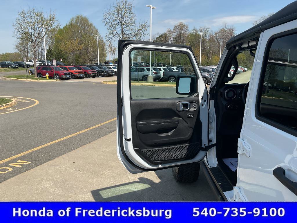 Used 2023 Jeep Wrangler Unlimited Sport AWD/4WD image 15