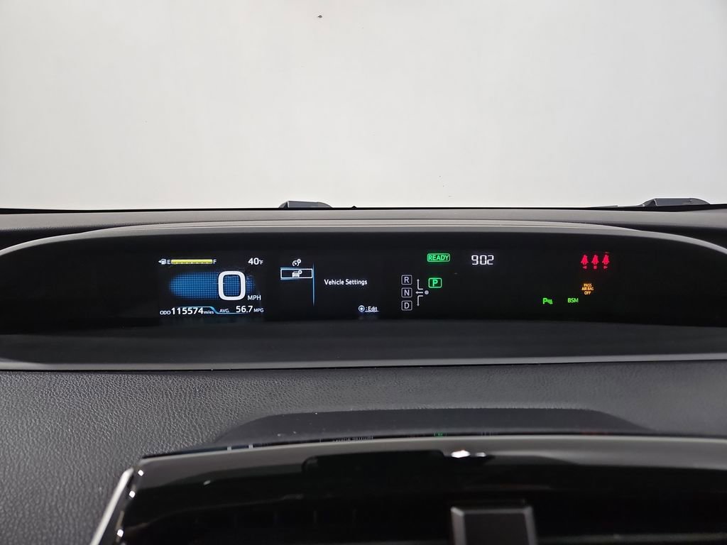 Used 2019 Toyota Prius XLE w/ Premium Convenience Package FWD image 15