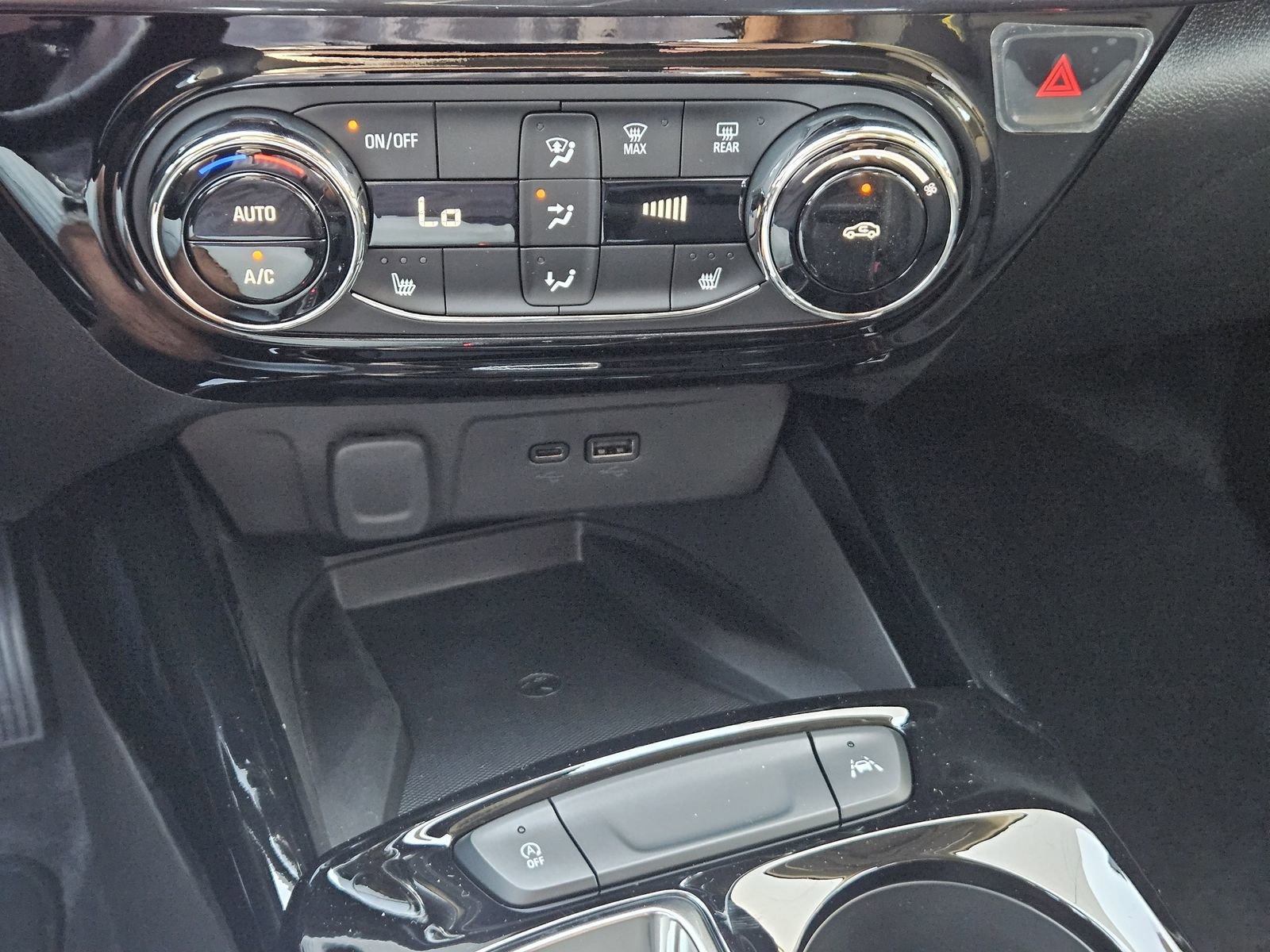 New 2026 Chevrolet Trax ACTIV w/ Sunroof Package image 21