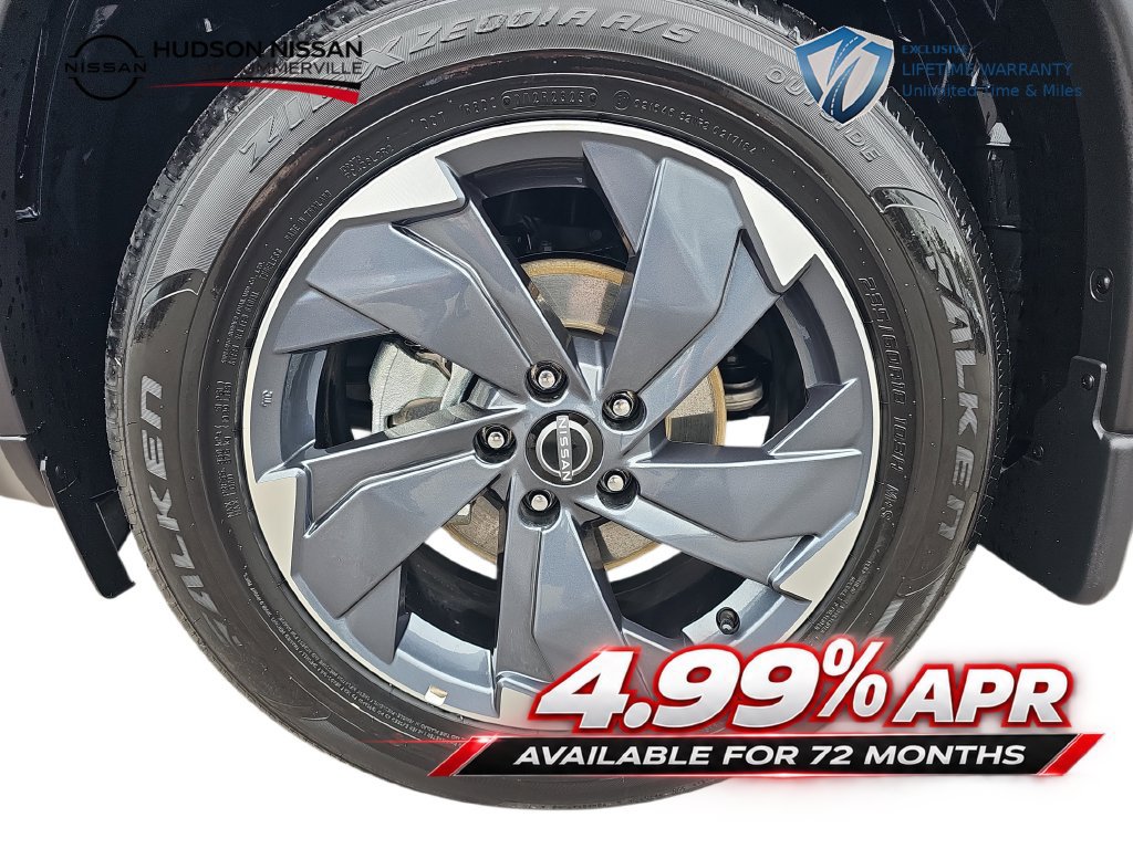 Used 2026 Nissan Rogue SV FWD image 32