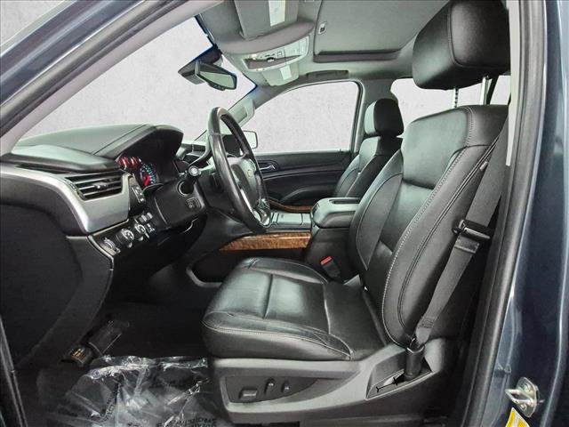 Used 2019 Chevrolet Suburban Premier AWD/4WD image 17