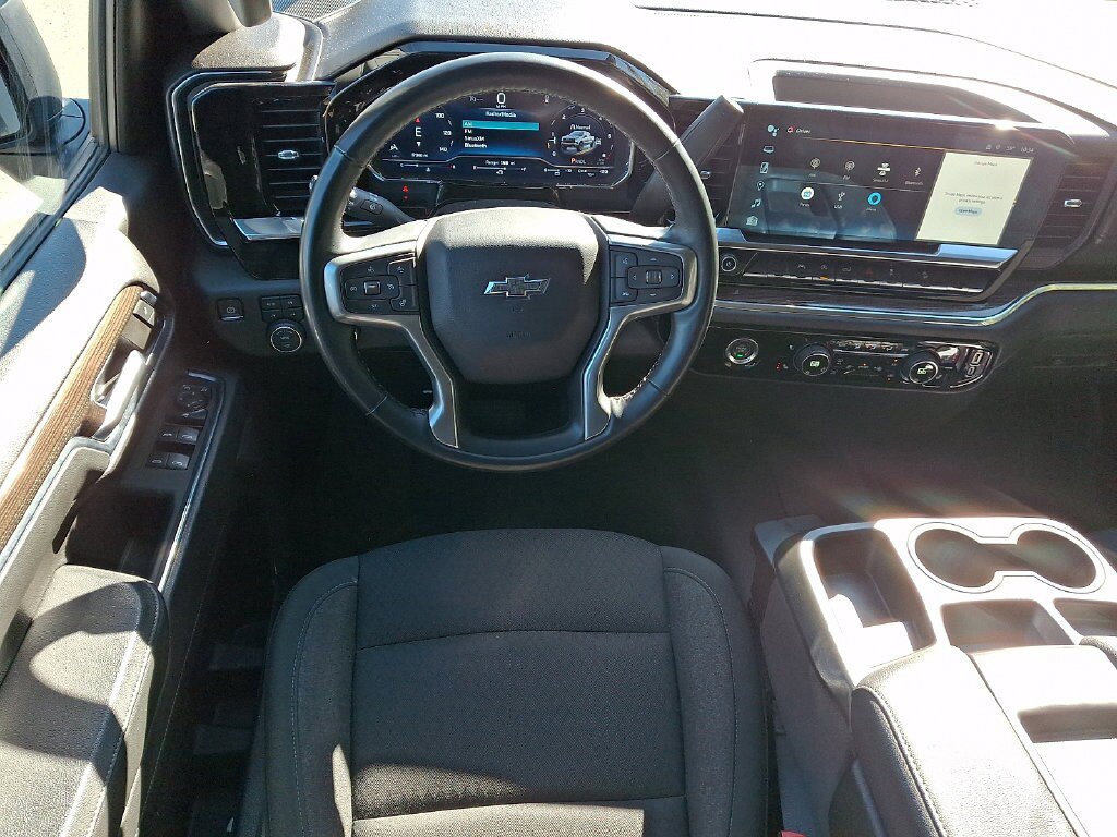 Used 2024 Chevrolet Silverado 1500 LT Trail Boss w/ Protection Package AWD/4WD image 17