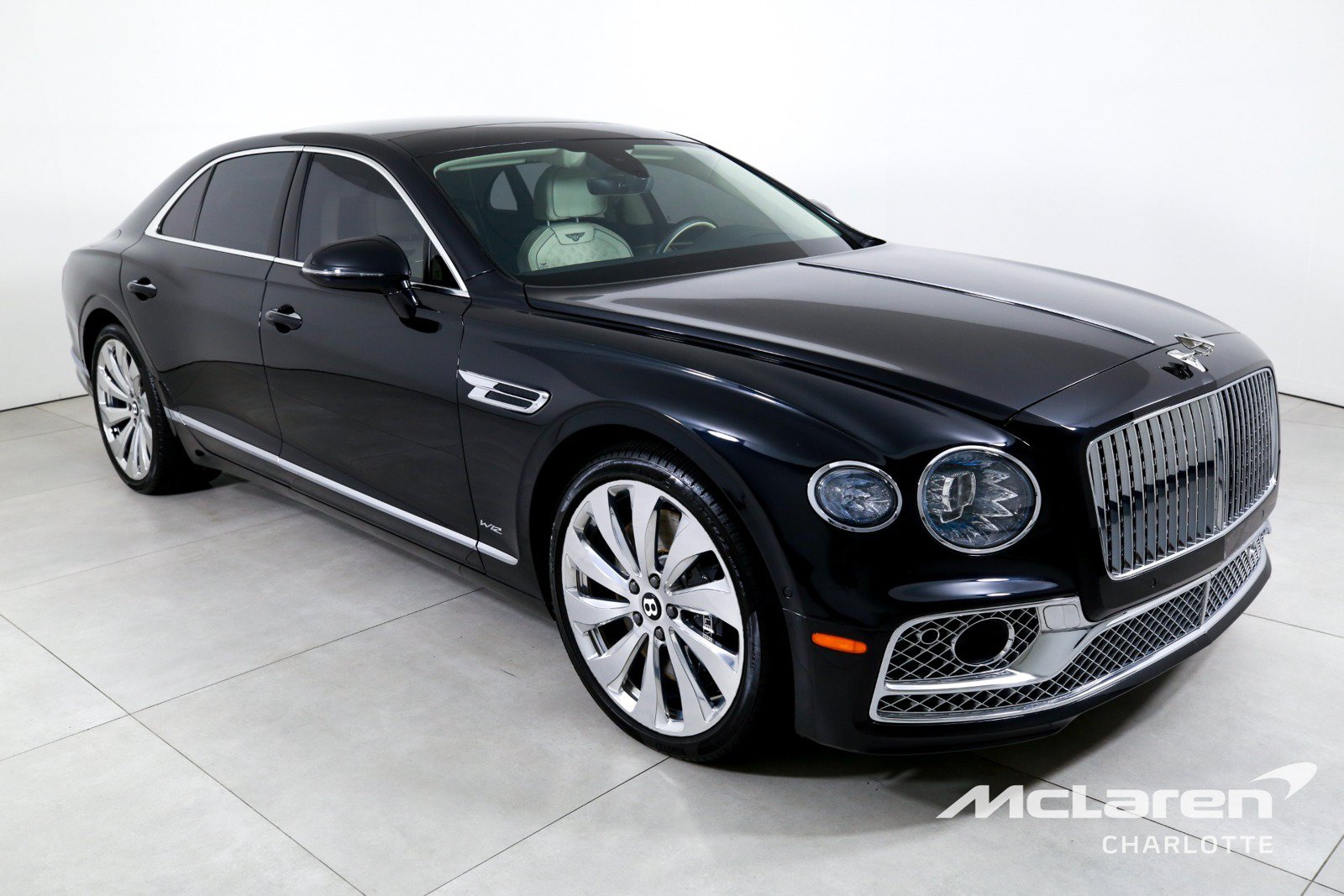Used 2020 Bentley Flying Spur W12 AWD/4WD image 3