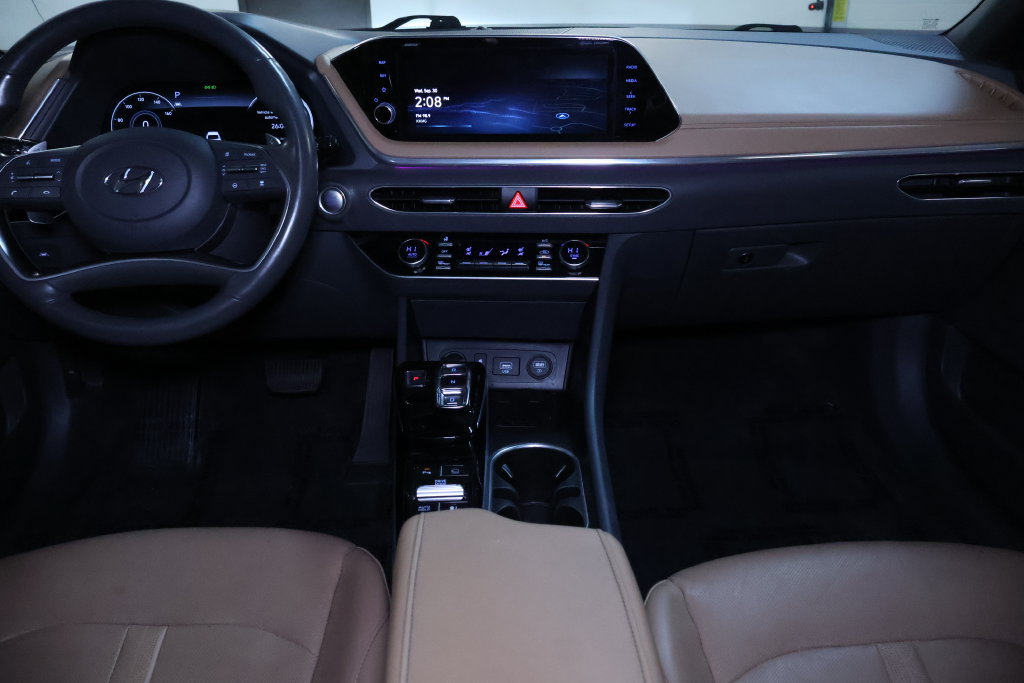 Used 2020 Hyundai Sonata Limited FWD image 17