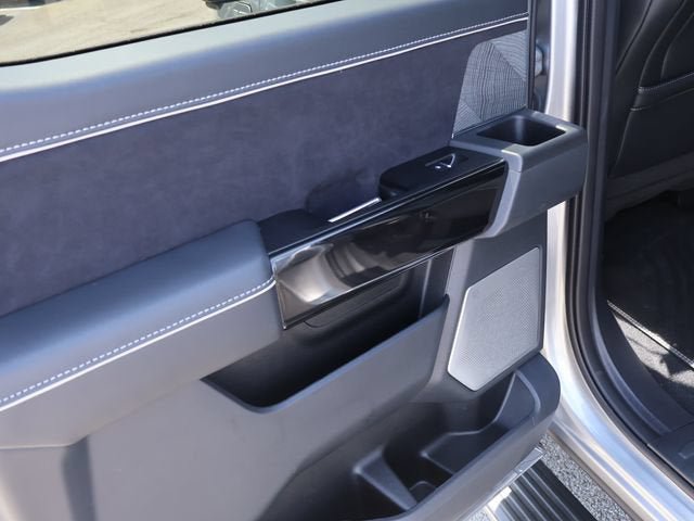 Used 2023 Ford F150 Lightning Platinum AWD/4WD image 11