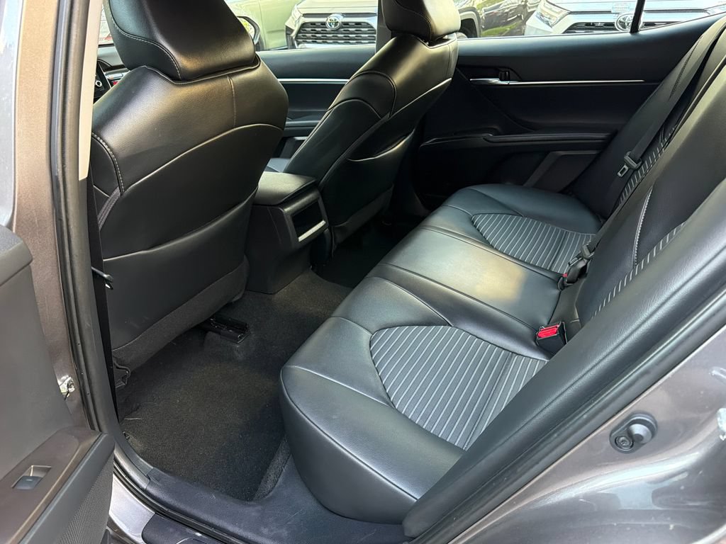 Used 2024 Toyota Camry SE FWD image 17