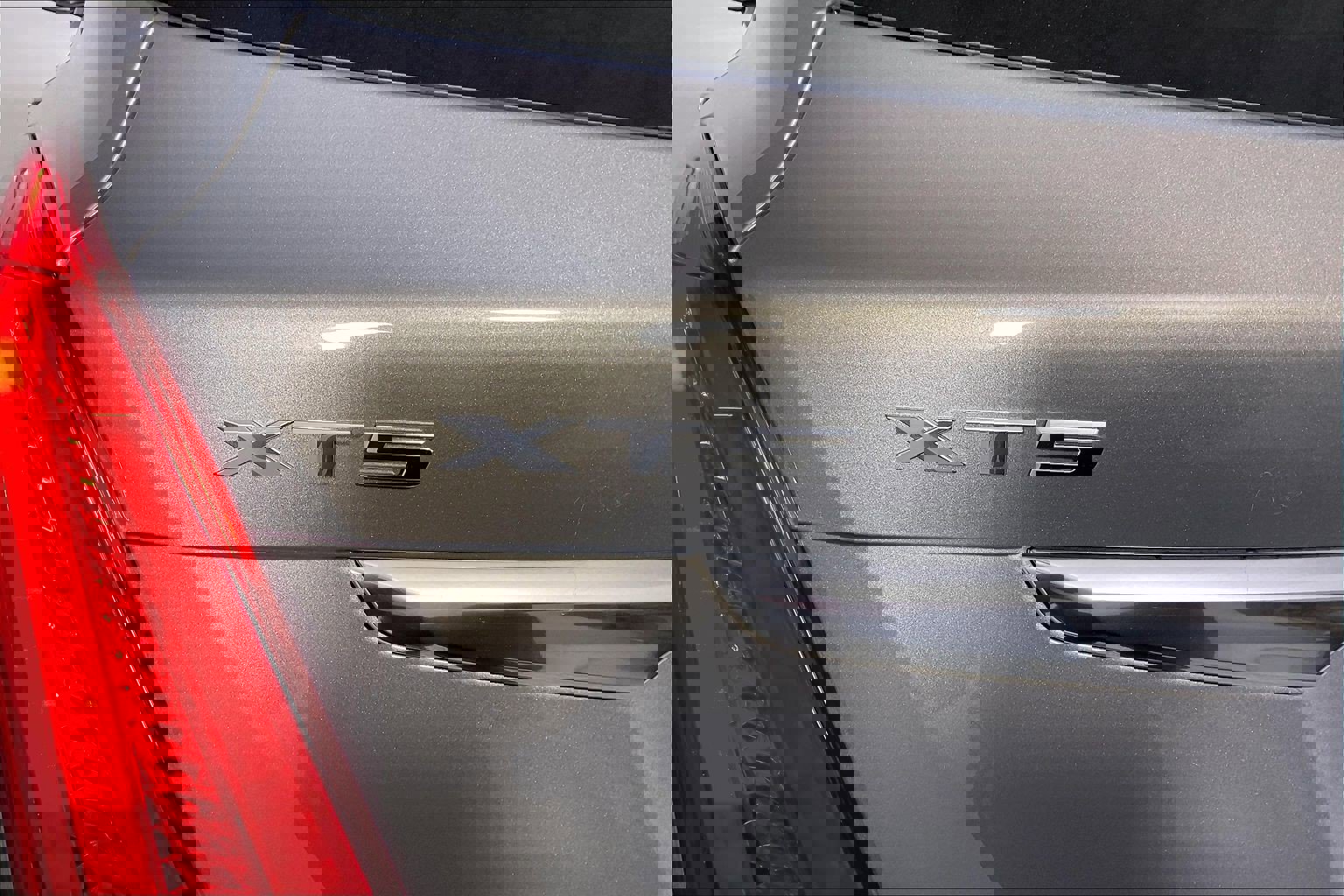 Used 2017 Cadillac XT5 Premium Luxury image 31