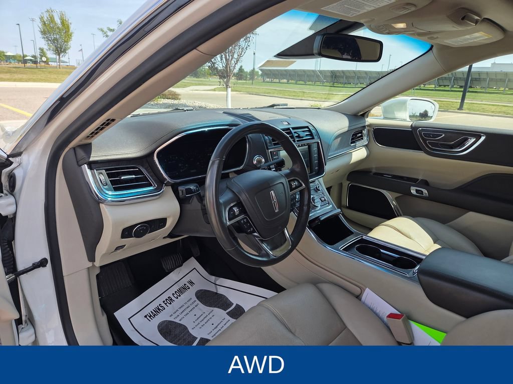 Used 2019 Lincoln Continental Select w/ Continental Climate Package AWD/4WD image 13