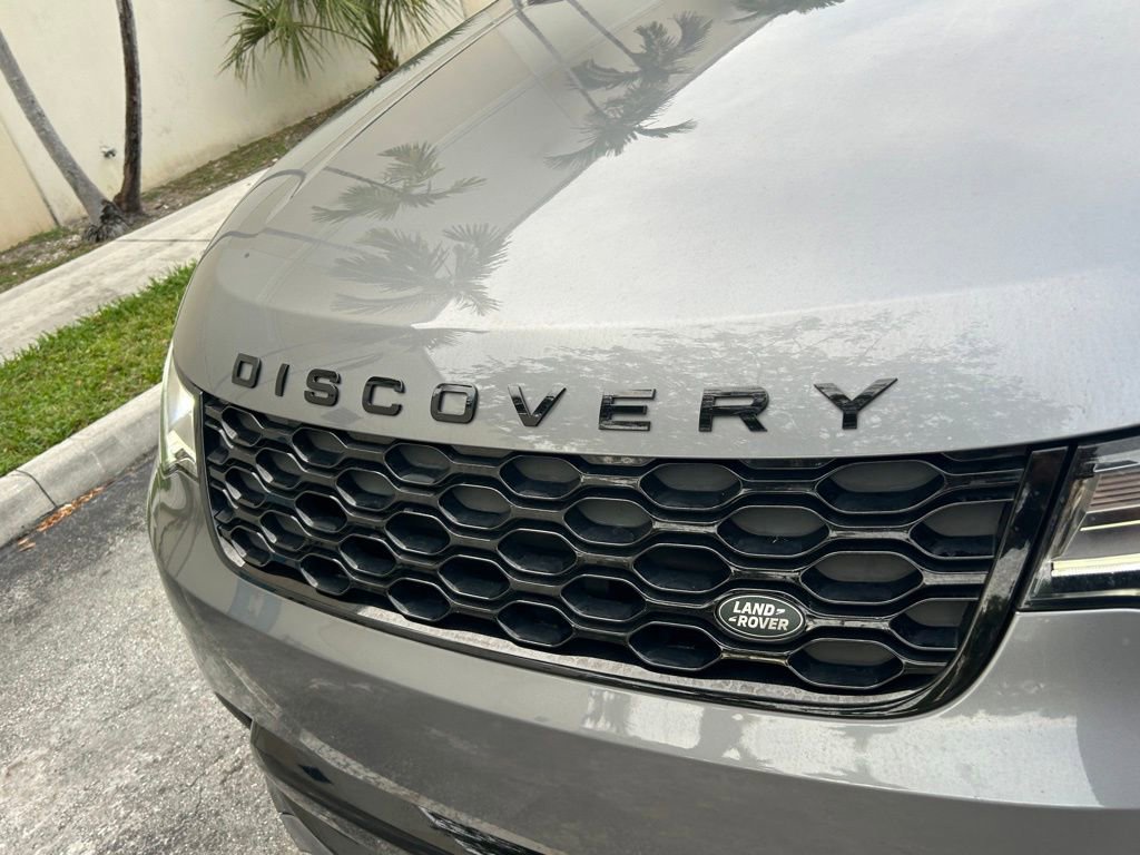 Used 2021 Land Rover Discovery S R-Dynamic image 19