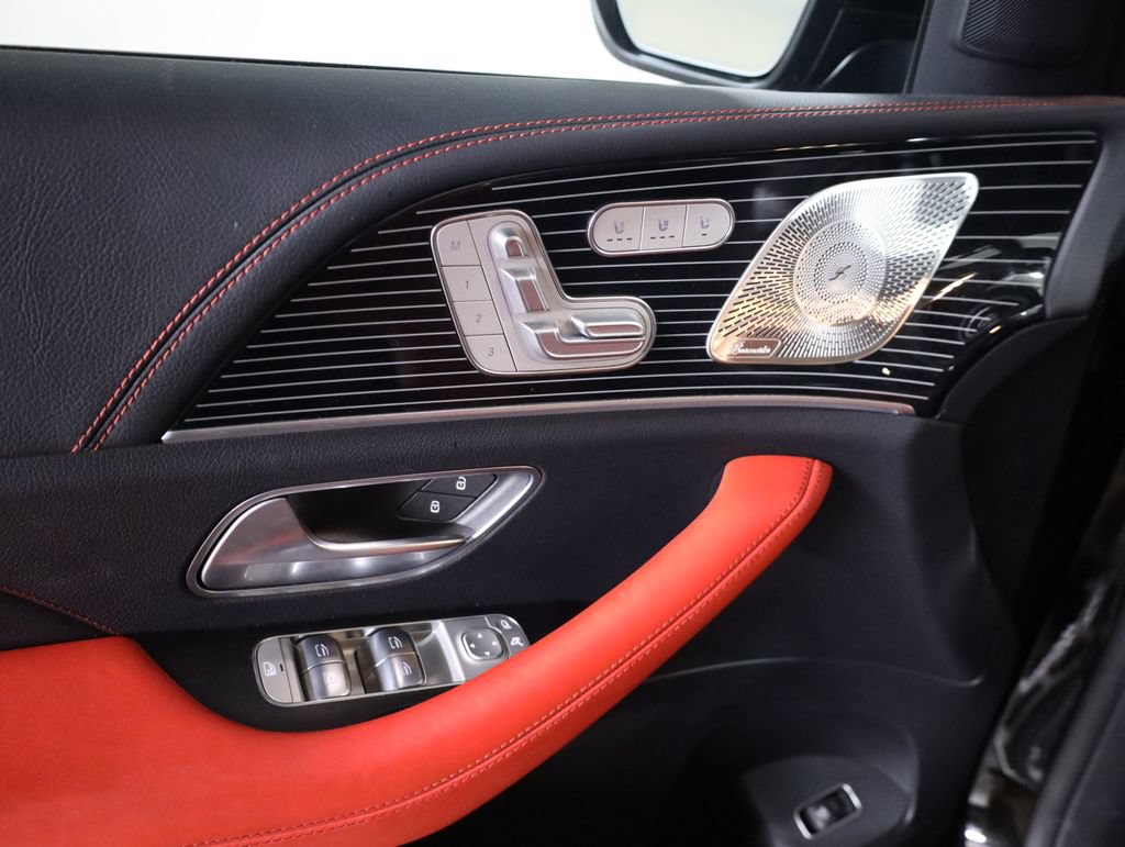 Used 2025 Mercedes-Benz GLE 53 AMG 4MATIC Coupe image 10