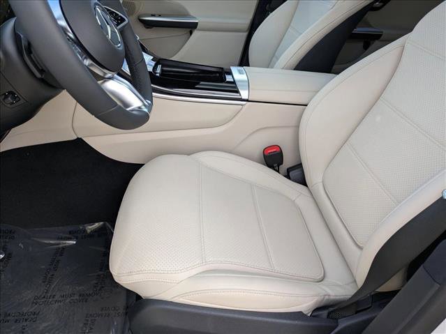 New 2026 Mercedes-Benz GLC 300 image 4