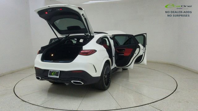 Used 2025 Mercedes-Benz GLC 300 4MATIC image 76