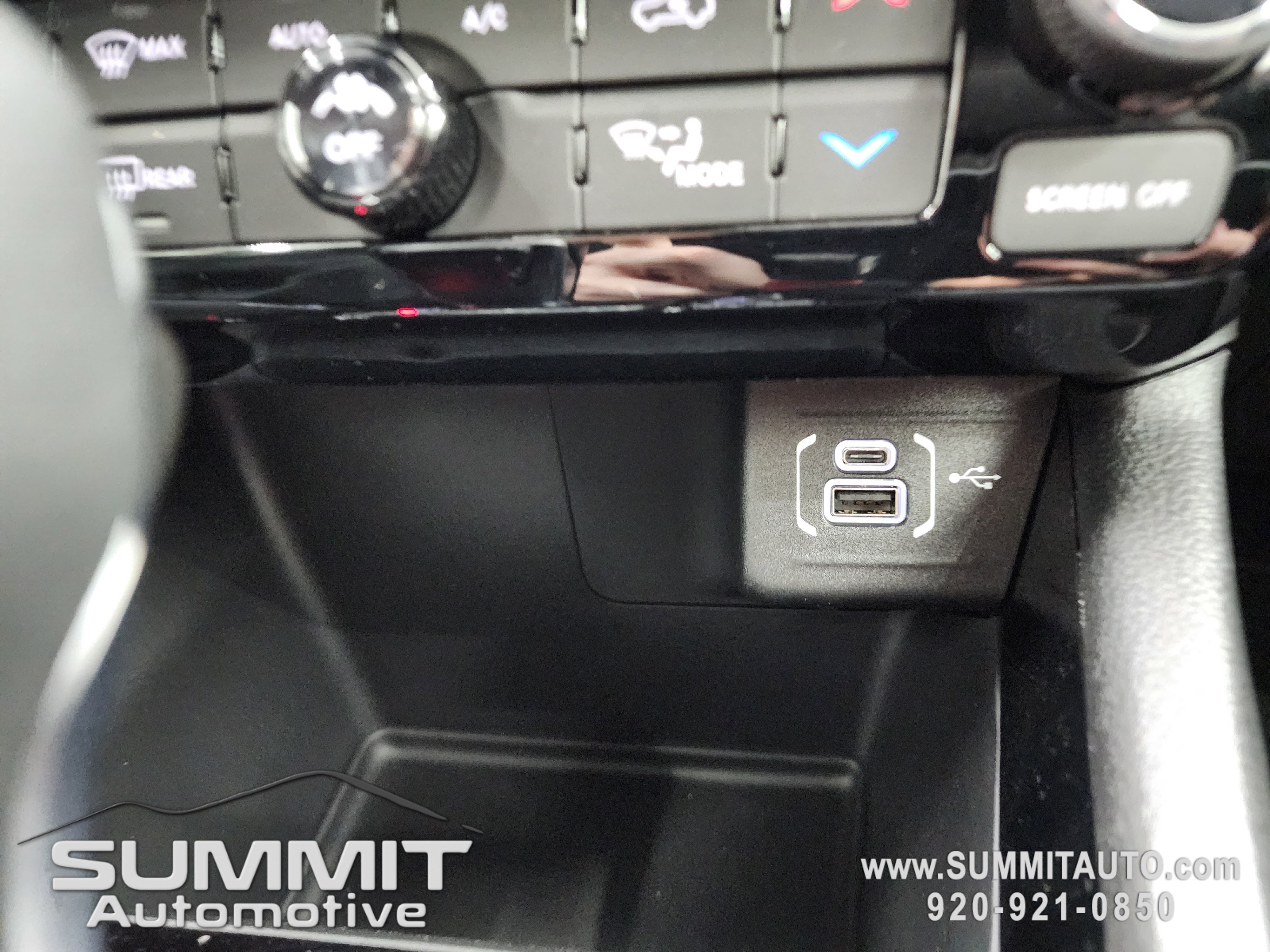 New 2026 Jeep Compass Latitude image 43