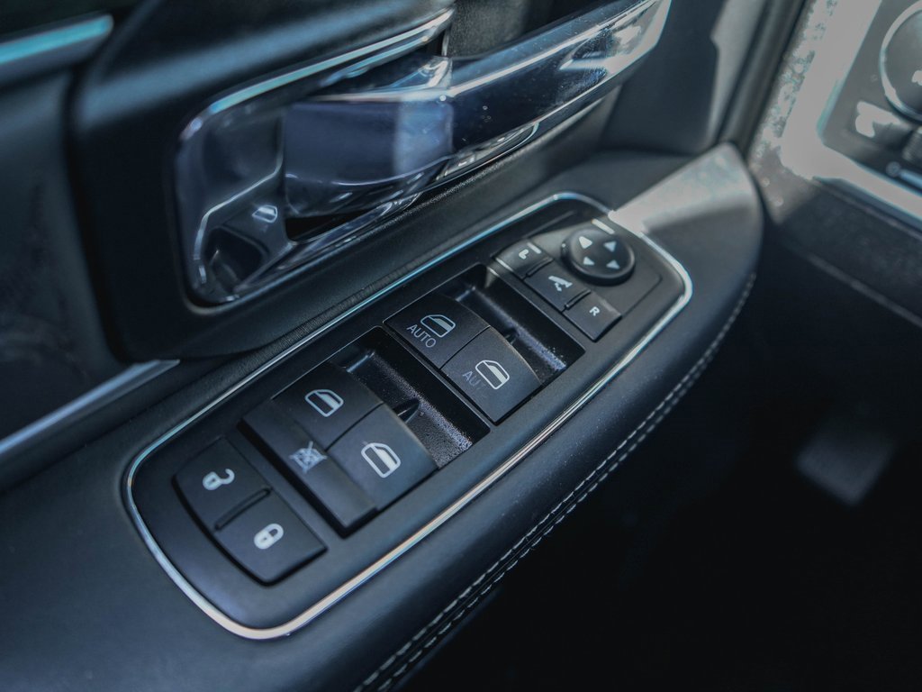 Used 2015 RAM 3500 Laramie Longhorn image 22