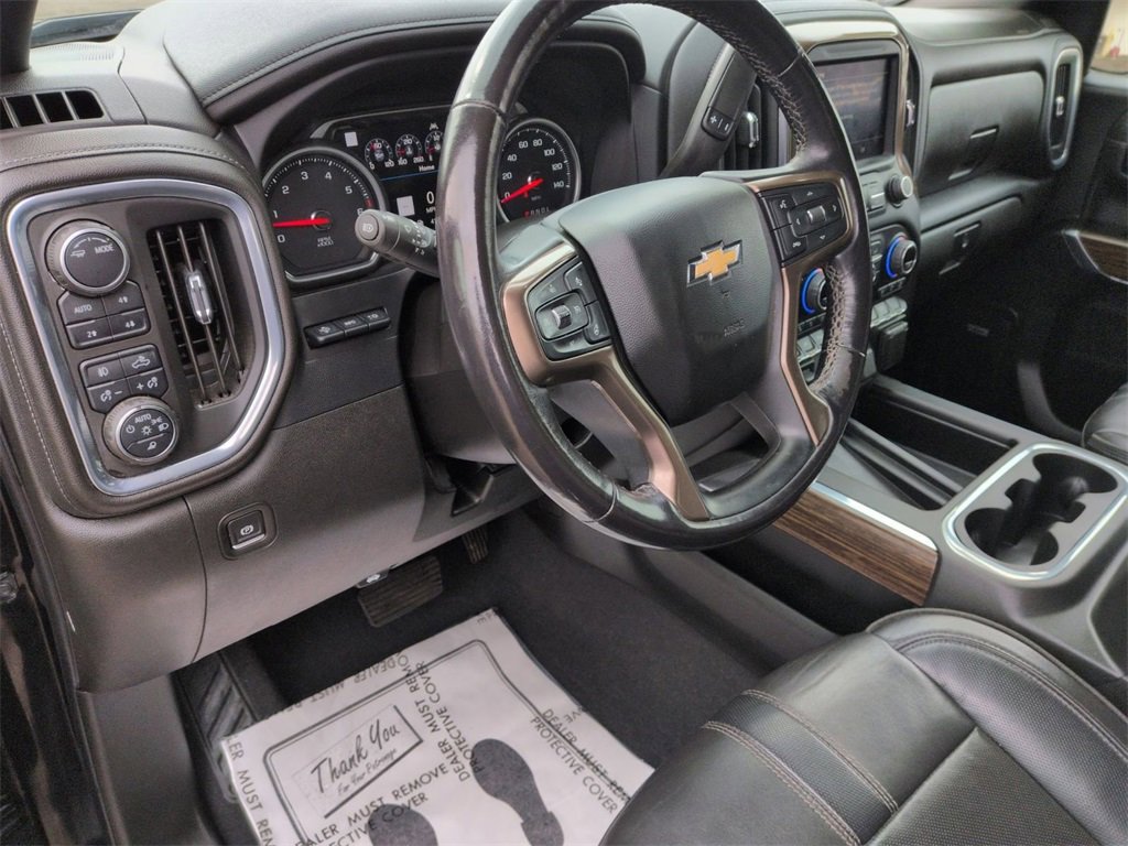 Used 2022 Chevrolet Silverado 1500 High Country w/ Technology Package image 11