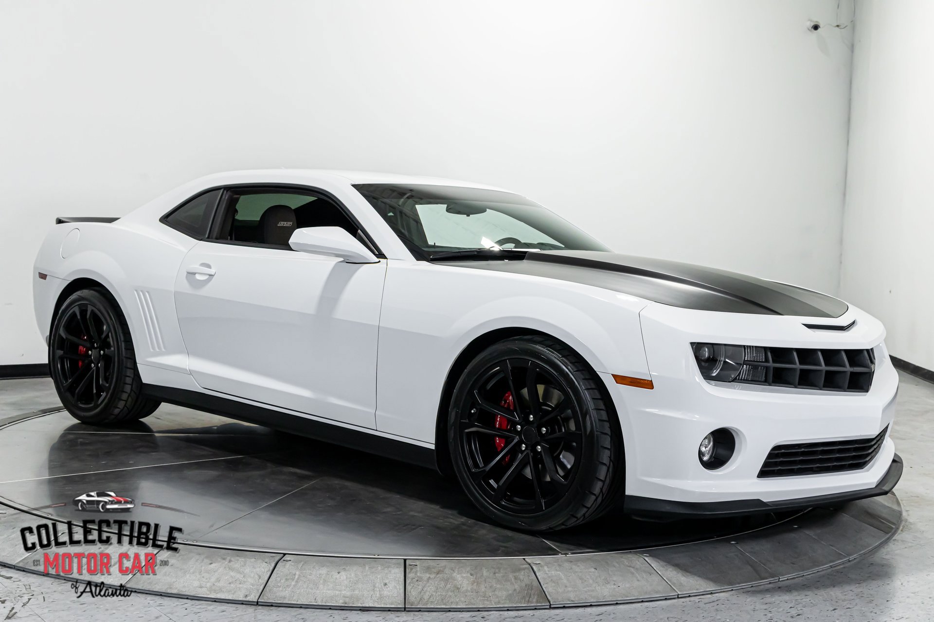 Used 2013 Chevrolet Camaro SS w/ SS Performance Package image 21