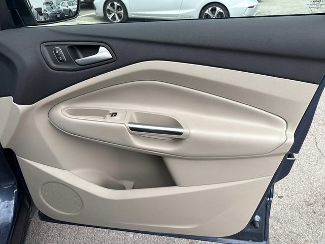 Used 2018 Ford Escape SEL image 18