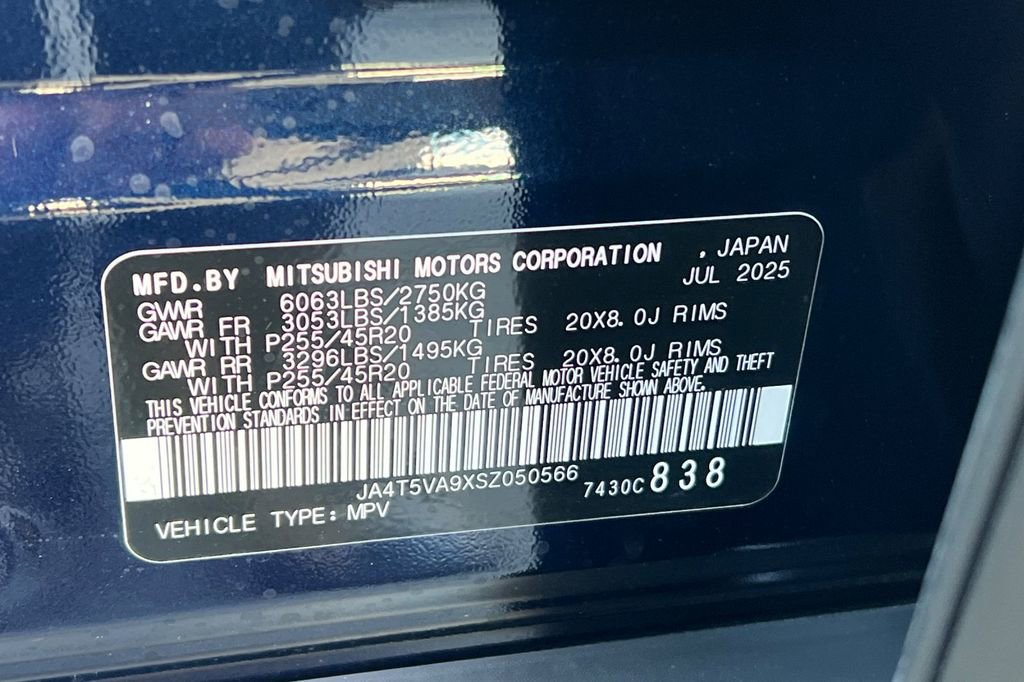 New 2025 Mitsubishi Outlander SE image 29