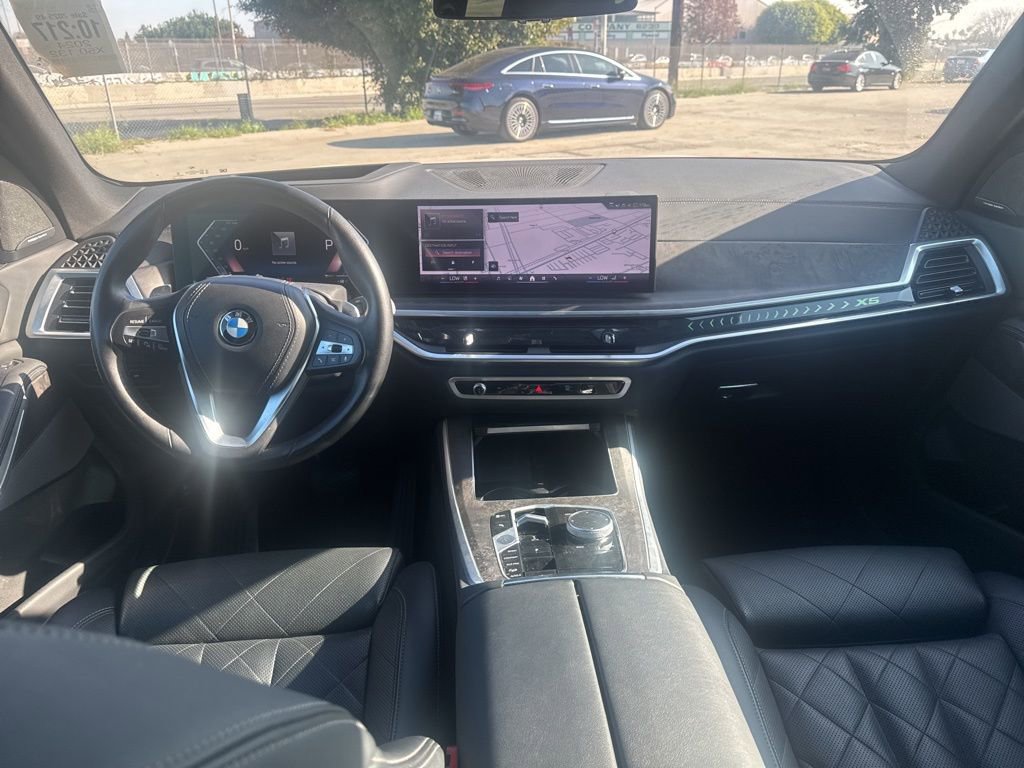 Used 2024 BMW X5 xDrive40i image 9