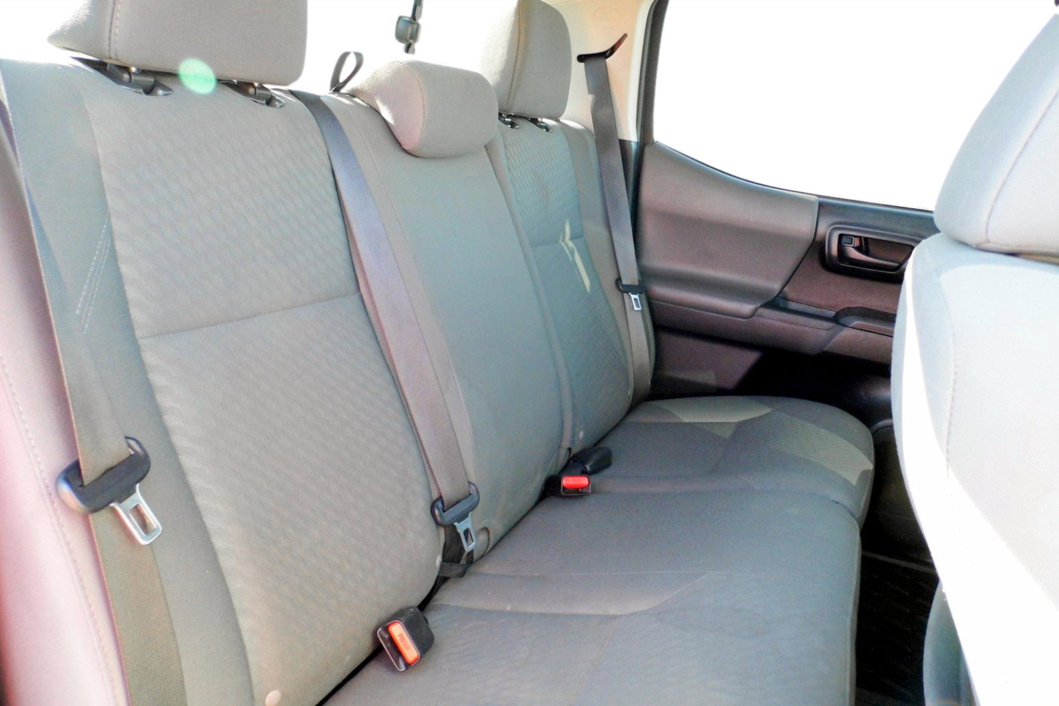 Used 2020 Toyota Tacoma SR image 26