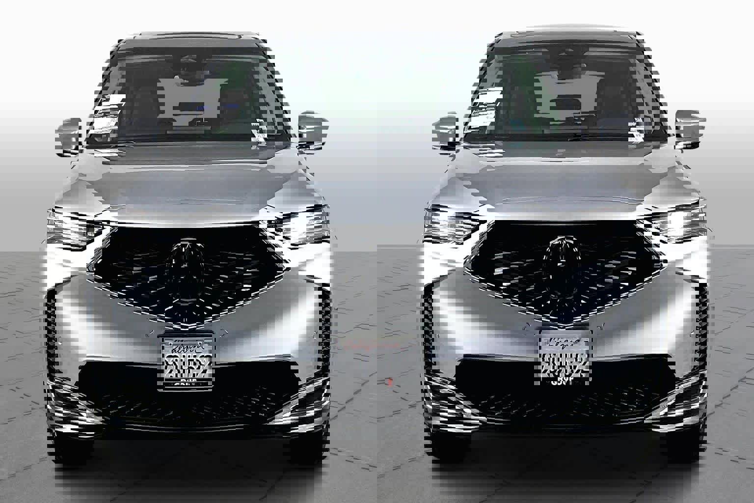 Used 2025 Acura MDX SH-AWD w/ Technology Package image 3