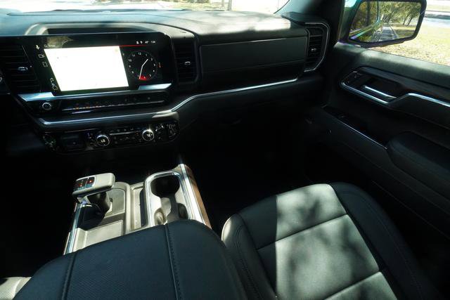 Used 2025 GMC Sierra 1500 SLT w/ SLT Premium Plus Package image 16