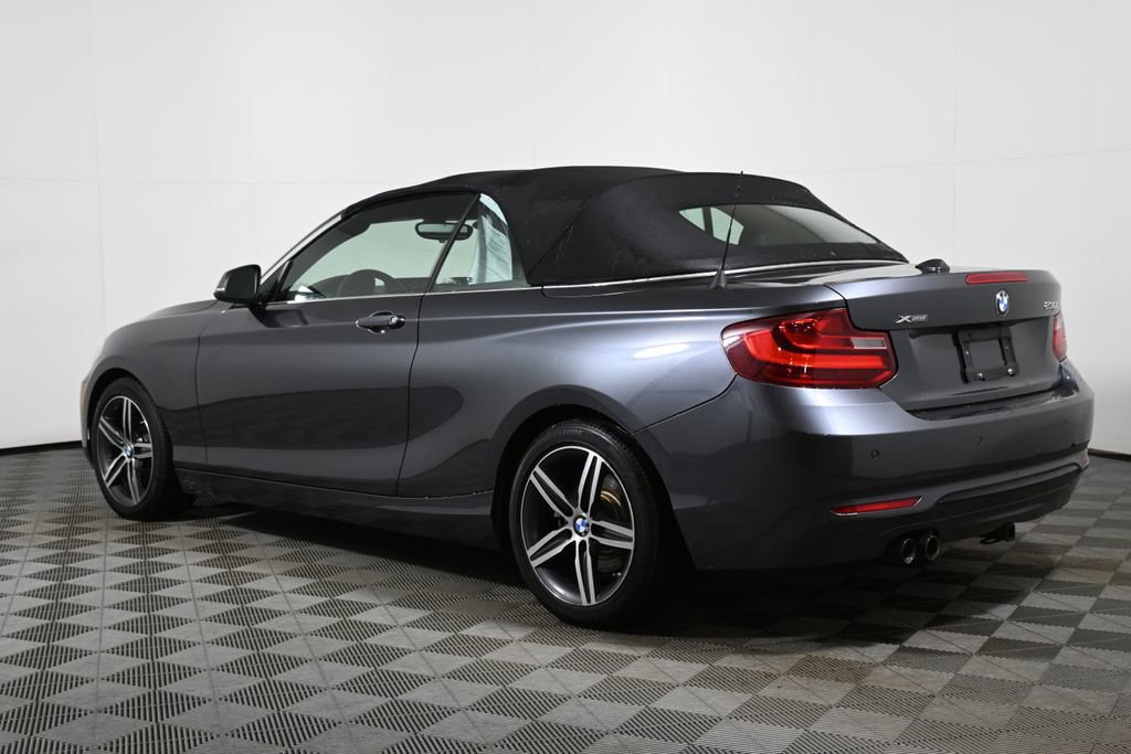 Used 2017 BMW 230i xDrive Convertible image 2
