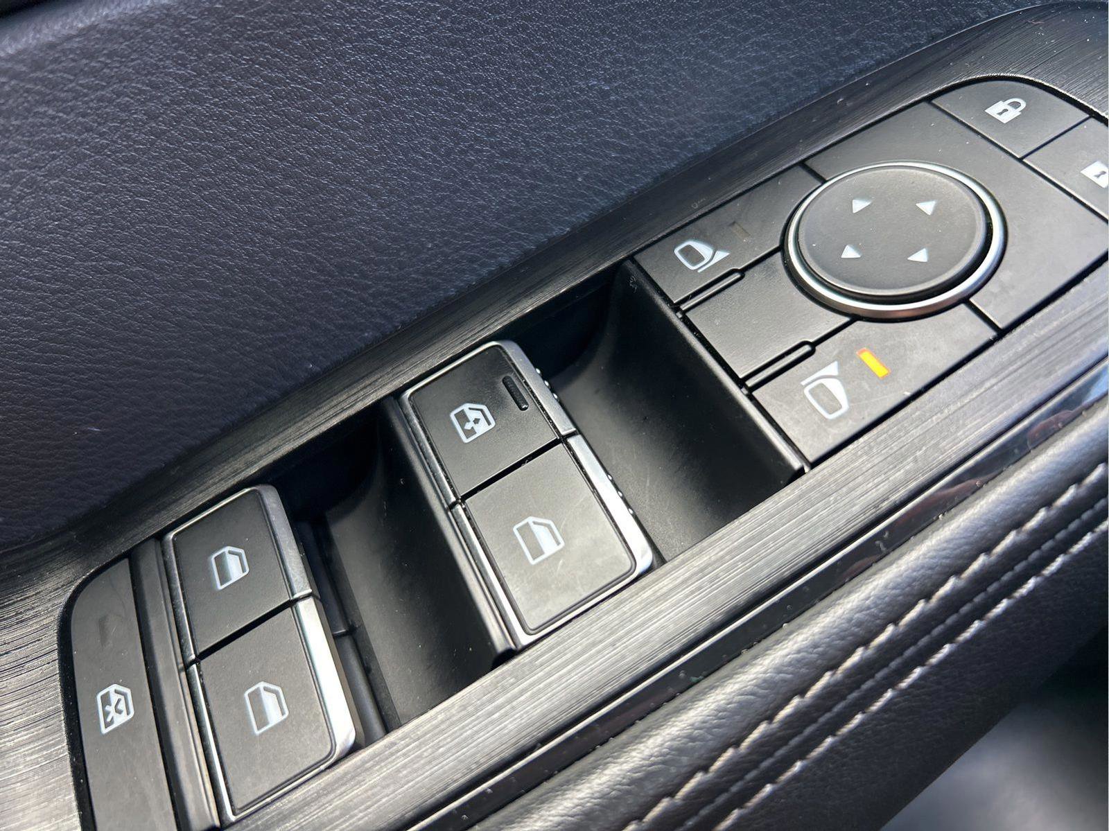 Used 2022 Nissan Rogue SL image 24